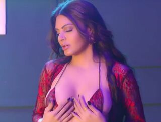 indian milf solo
