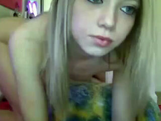 hot girl on webcam